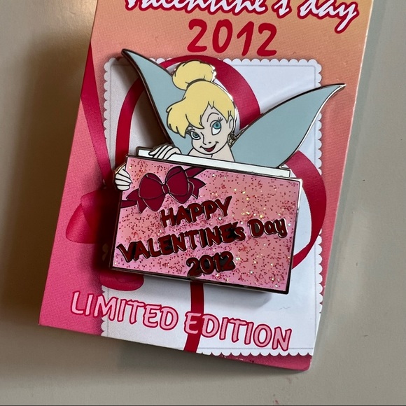 Disney Valentine's Day Pin - 2012 - Tinker Bell - Picture 2 of 6